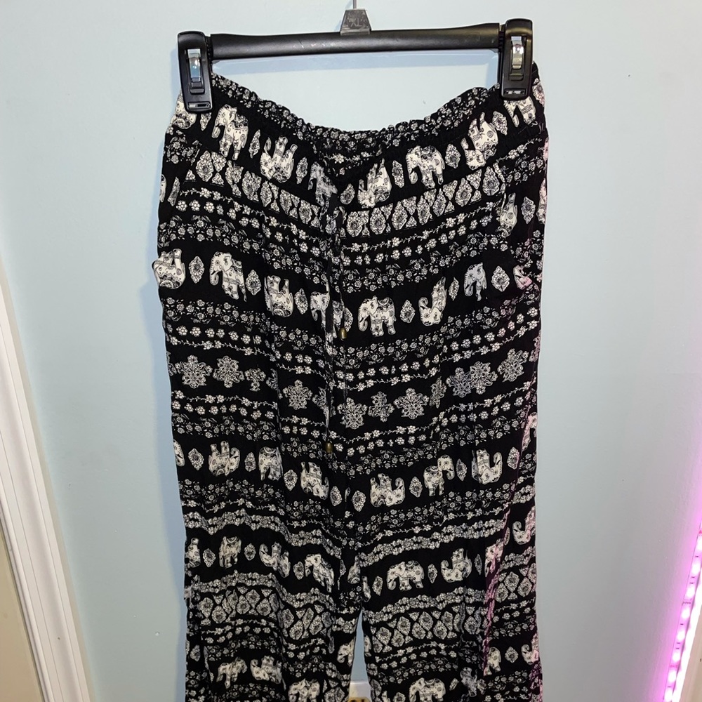 Black Yoga-Style Elephant Pants